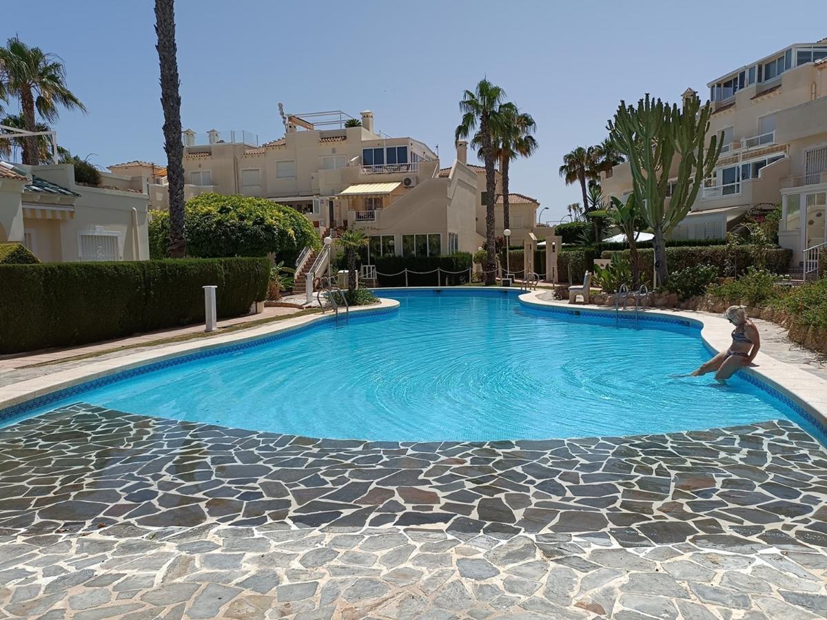 Maison Entiere Avec Piscine, Wifi, Grand Solarium Et Terrain Arbore Villa Orihuela Buitenkant foto